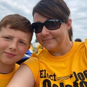 Meet your Posher, Dana